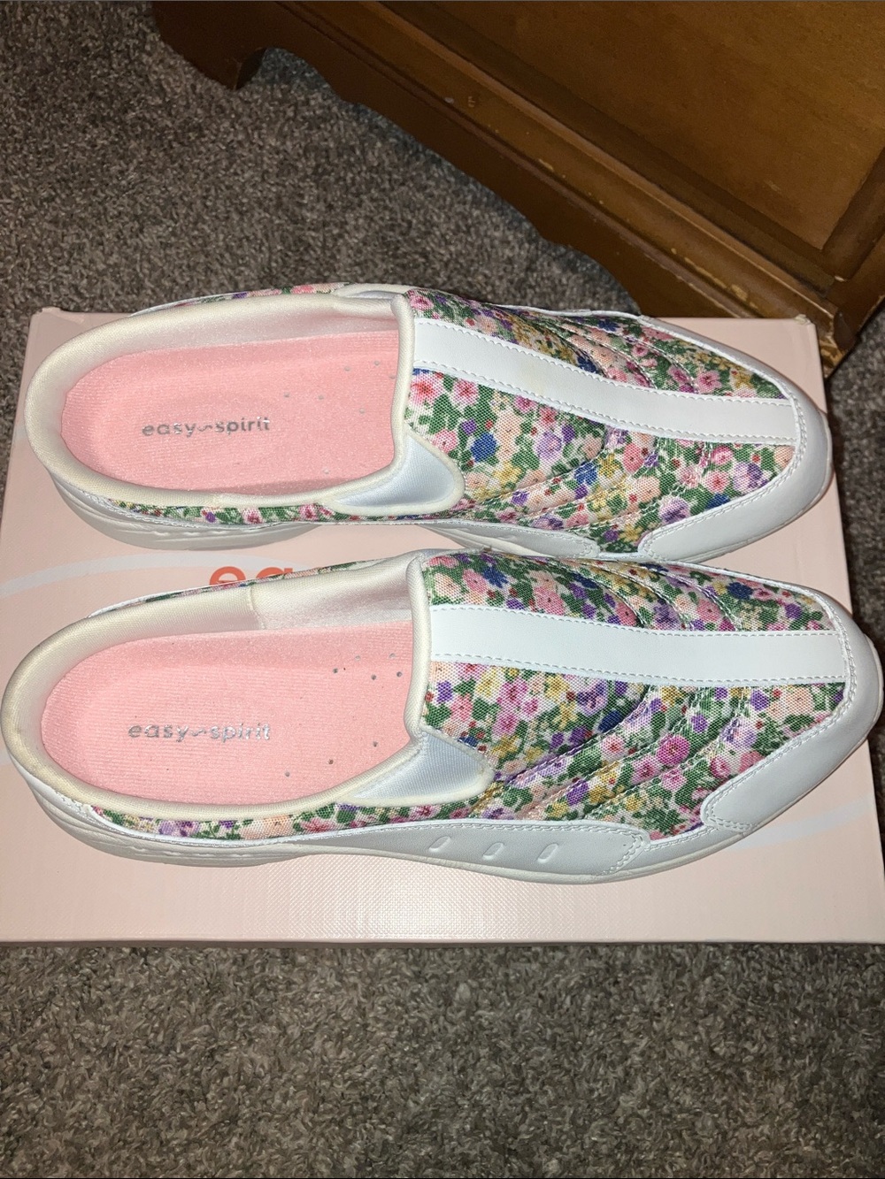 Easy Spirit Mule Slides in Pink and White Floral Print 9.5 M New